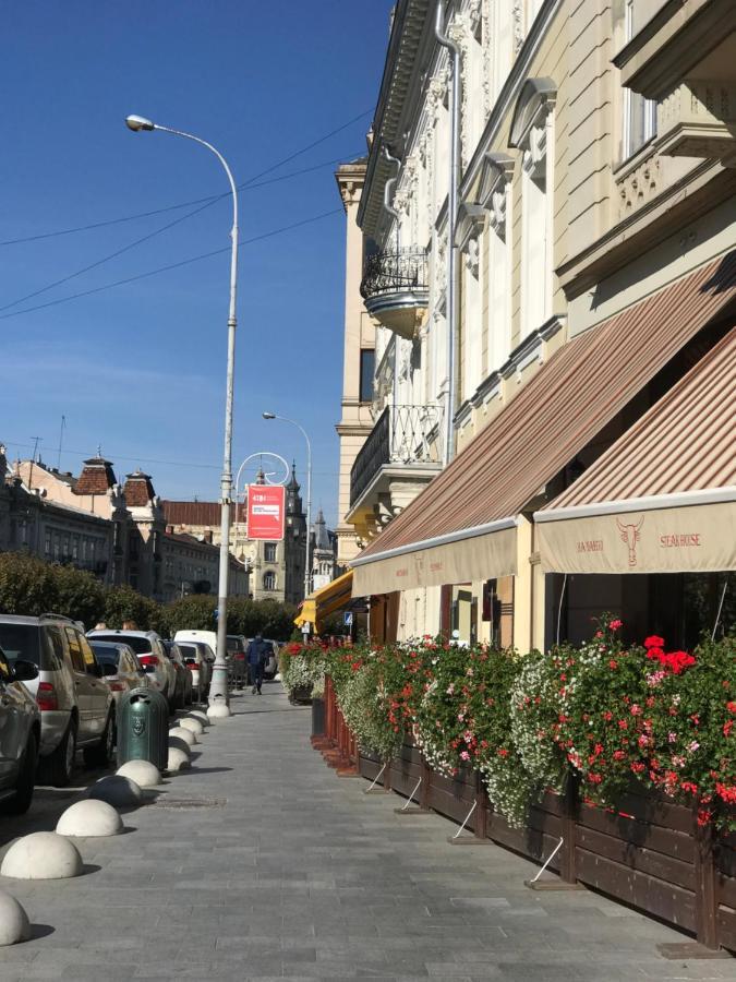 Апартаменты Center Lviv Avenue 23 Экстерьер фото